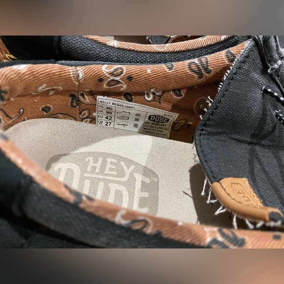 Hey Dude Wally Washed Shoes - Picture 3 of 6